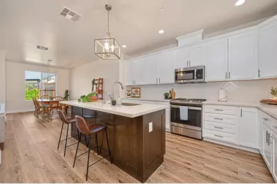 9657 Webb Street, Elk Grove, CA 95624 - Photo 7