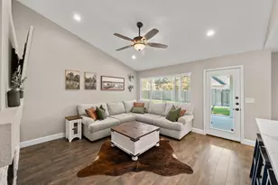 1736 Cartagena Dr, Yuba City, CA 95993 - Photo 3