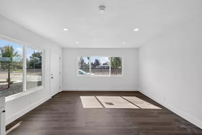 1013 W Santa Fe Avenue, Merced, CA 95340 - Photo 11