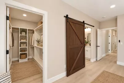 2450 Knoll Street, Sacramento, CA 95815 - Photo 21