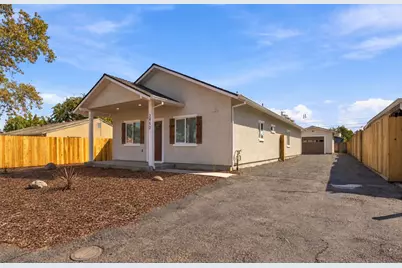 2450 Knoll Street, Sacramento, CA 95815 - Photo 31