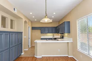 8872 Mannington St, Elk Grove, CA 95758 - Photo 13