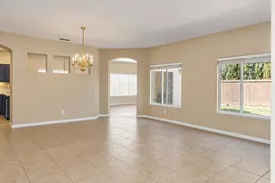 8872 Mannington St, Elk Grove, CA 95758 - Photo 11