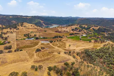8044 Airola Road, Angels Camp, CA 95222 - Photo 9
