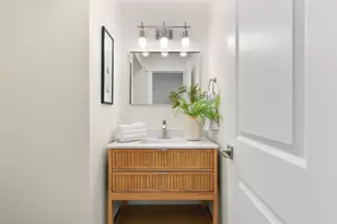 2111 E 8th St, Davis, CA 95618 - Photo 9