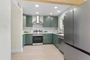 2111 E 8th St, Davis, CA 95618 - Photo 11