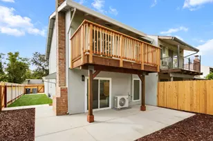 2111 E 8th St, Davis, CA 95618 - Photo 33