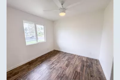 6809 Weddigen Way, North Highlands, CA 95660 - Photo 17