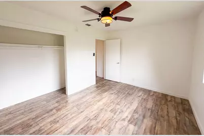 6809 Weddigen Way, North Highlands, CA 95660 - Photo 15
