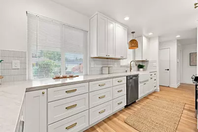 4274 Warren Ave, Sacramento, CA 95822 - Photo 17