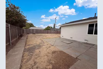 7550 Tamoshanter Way, Sacramento, CA 95822 - Photo 21