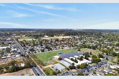 5741 Wallace Avenue, Sacramento, CA 95824 - Photo 45