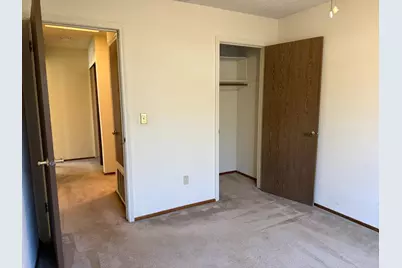 8547 Oxford Hill Court, Sacramento, CA 95828 - Photo 21