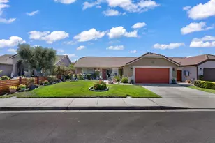 1622 Glacier Bay Ln, Newman, CA 95360 - Photo 3