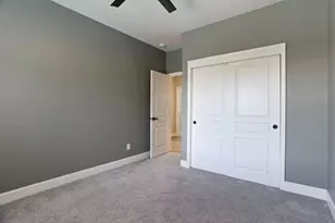 10816 Merritt Dr, Stockton, CA 95219 - Photo 33