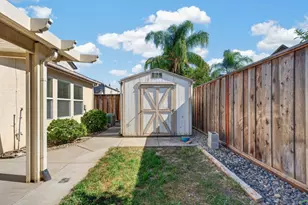 2502 Meadowgate Dr, Riverbank, CA 95367 - Photo 33