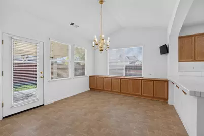 2502 Meadowgate Drive, Riverbank, CA 95367 - Photo 11
