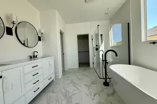 8154 Cottonwood Dr, Friant, CA 93626 - Photo 5