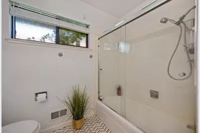 441 Estates Drive, Sacramento, CA 95864 - Photo 21