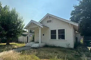 977 Vermont St, Gridley, CA 95948 - Photo 1