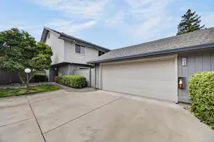 8028 Briar Ridge Ln, Citrus Heights, CA 95610 - Photo 3