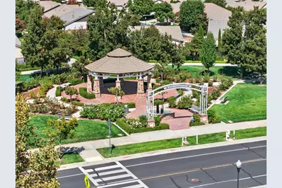9963 Sheffield Way, Elk Grove, CA 95757 - Photo 51