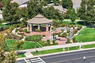 9963 Sheffield Way, Elk Grove, CA 95757 - Photo 51