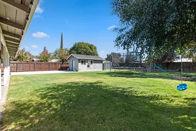 320 S Western Avenue, Waterford, CA 95386 - Photo 23