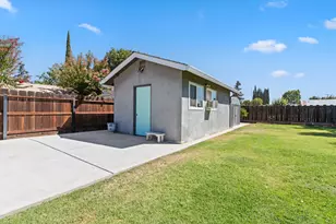 320 S Western Ave, Waterford, CA 95386 - Photo 25