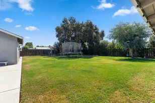320 S Western Ave, Waterford, CA 95386 - Photo 25