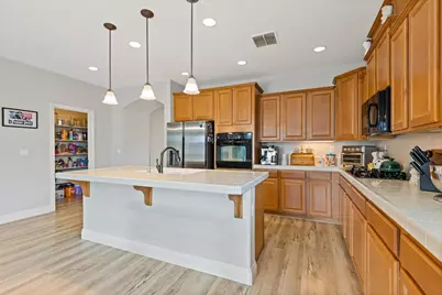 4045 Huston Way, Olivehurst, CA 95961 - Photo 13