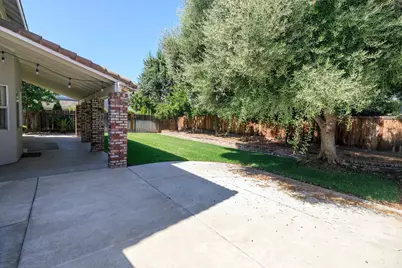 1045 Cedar Ridge Drive, Turlock, CA 95382 - Photo 37