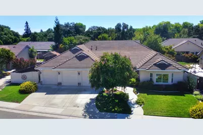 950 Chisholm Trail, Galt, CA 95632 - Photo 1