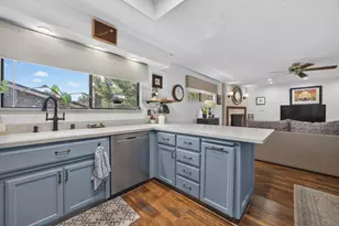 242 Jennifer Cir, Roseville, CA 95678 - Photo 9
