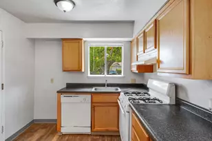 7300 Arleta Ct, Sacramento, CA 95823 - Photo 11