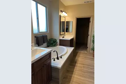 19719 N Verona Way, Hilmar, CA 95324 - Photo 11
