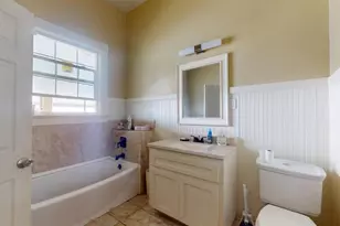 125 S I St, Madera, CA 93637 - Photo 17