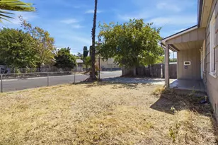 2040 Verano St, Sacramento, CA 95838 - Photo 3
