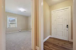 710 W Turner Rd, Lodi, CA 95240 - Photo 5