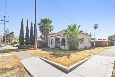 402 S 3rd Avenue, Oakdale, CA 95361 - Photo 3