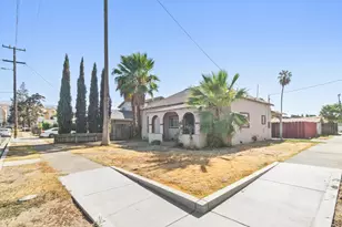 402 S 3rd Ave, Oakdale, CA 95361 - Photo 3