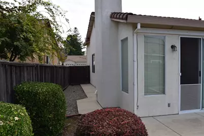 10116 Creek Trail, Stockton, CA 95209 - Photo 5