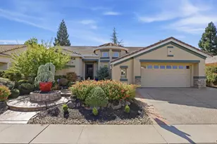 679 Blossom Ln, Lincoln, CA 95648 - Photo 3