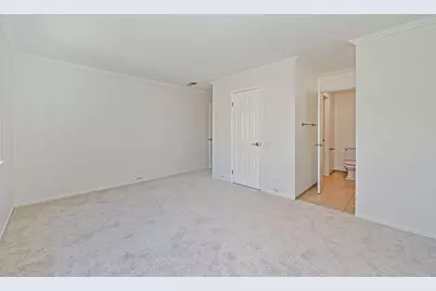 867 E Woodside Lane #4, Sacramento, CA 95825 - Photo 9