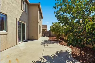 8560 Hawley Way, Elk Grove, CA 95624 - Photo 25