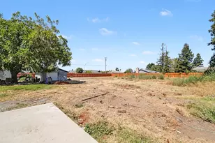 12101 Pecan Ave, Waterford, CA 95386 - Photo 19