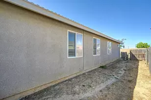 7340 Del Prado Ct, Sacramento, CA 95828 - Photo 27