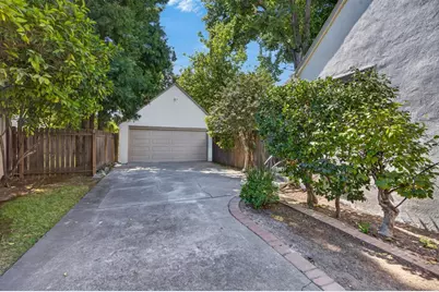 452 Blackwood Street, Sacramento, CA 95815 - Photo 37