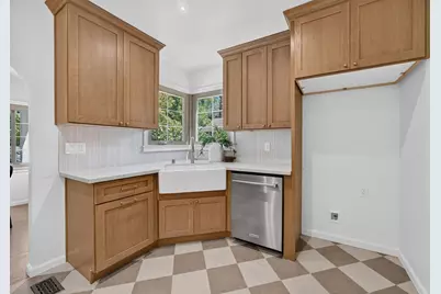 452 Blackwood Street, Sacramento, CA 95815 - Photo 15