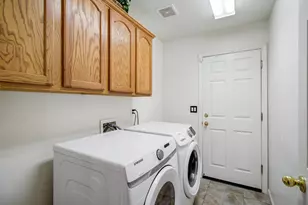 121 Alcantar Cir, Sacramento, CA 95834 - Photo 47